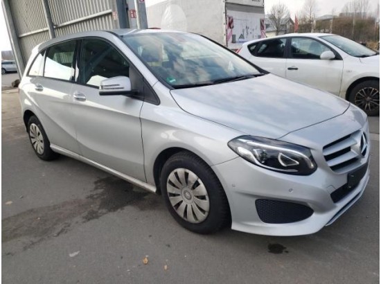 2015 Mercedes-Benz B -Klasse B 180 2015 Mercedes-Benz B -Klasse B 180