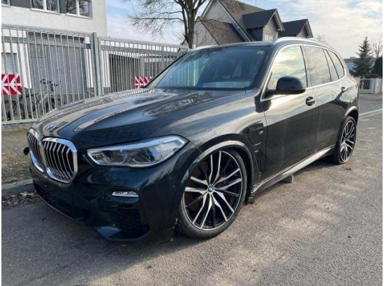 2020 BMW X5 xDrive 45 e M Sport 2020 BMW X5 xDrive 45 e M Sport