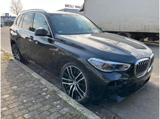 2020 BMW X5 xDrive 45 e M Sport 2020 BMW X5 xDrive 45 e M Sport