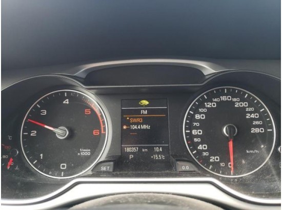2015 Audi A4 Avant Attraction quattro 2015 Audi A4 Avant Attraction quattro