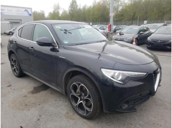 2021 Alfa Romeo Stelvio Super Q4