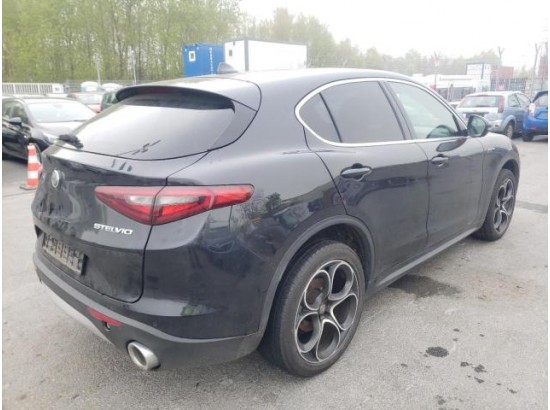 2021 Alfa Romeo Stelvio Super Q4