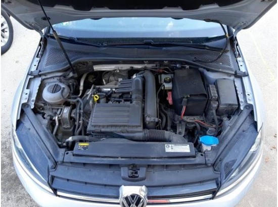 2015 Volkswagen Golf VII Lim. Lounge BMT 2015 Volkswagen Golf VII Lim. Lounge BMT
