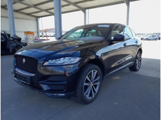 2017 Jaguar F-PACE Prestige AWD 2017 Jaguar F-PACE Prestige AWD