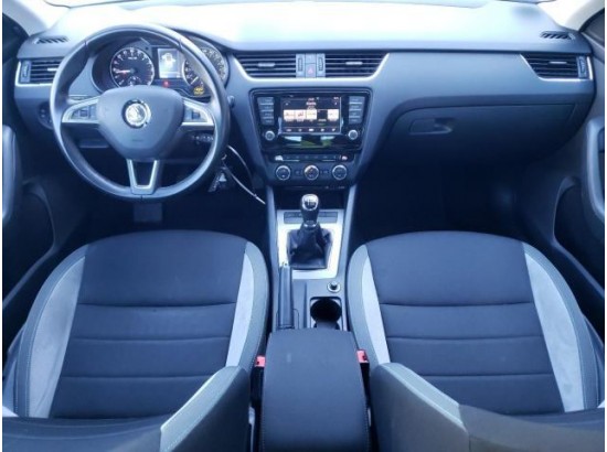 2016 Skoda Octavia Lim. Joy 2016 Skoda Octavia Lim. Joy
