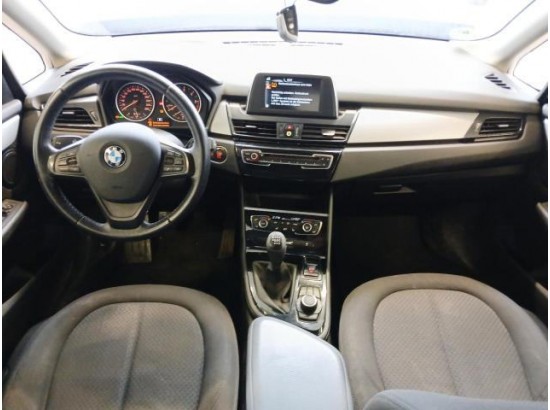 2016 BMW 2er Active Tourer 218 d Advantage 2016 BMW 2er Active Tourer 218 d Advantage