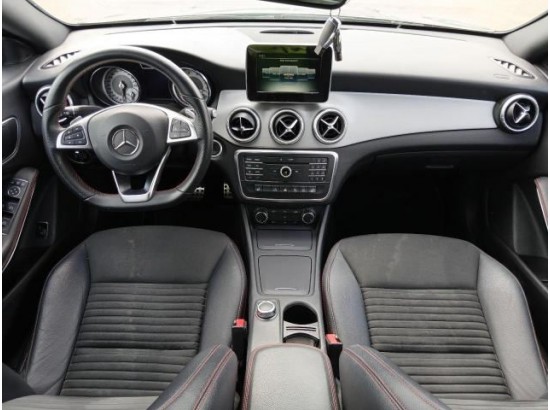 2015 Mercedes-Benz CLA -Klasse CLA 200 Street Style 2015 Mercedes-Benz CLA -Klasse CLA 200 Street Style