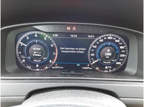 2017 Volkswagen Golf VII Lim. Highline BMT/Start-Stopp 2017 Volkswagen Golf VII Lim. Highline BMT/Start-Stopp