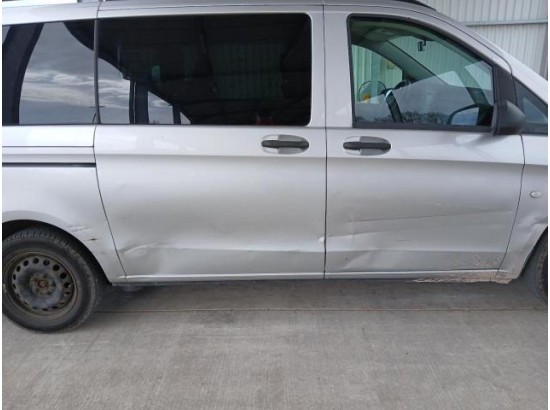 2015 Mercedes-Benz Vito Tourer 114/116 CDI, 119 CDI/BT Pro lang 2015 Mercedes-Benz Vito Tourer 114/116 CDI, 119 CDI/BT Pro lang