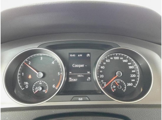 2015 Volkswagen Golf VII Variant Trendline BMT 2015 Volkswagen Golf VII Variant Trendline BMT