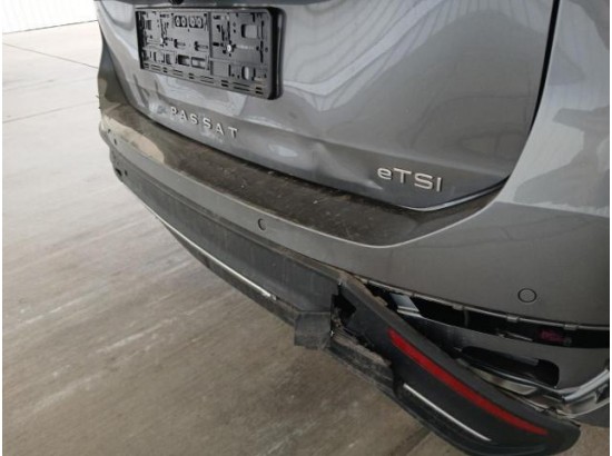2024 Volkswagen Passat Variant 1.5 eTSI 110 kW Business 2024 Volkswagen Passat Variant 1.5 eTSI 110 kW Business