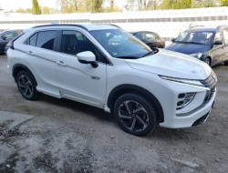 2024 Mitsubishi Eclipse Cross Plus Select Hybrid 4WD