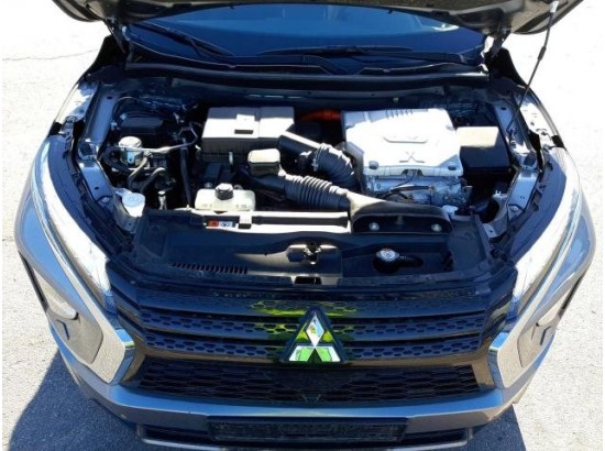 2023 Mitsubishi Eclipse Cross Plus Select Hybrid 4WD 2023 Mitsubishi Eclipse Cross Plus Select Hybrid 4WD