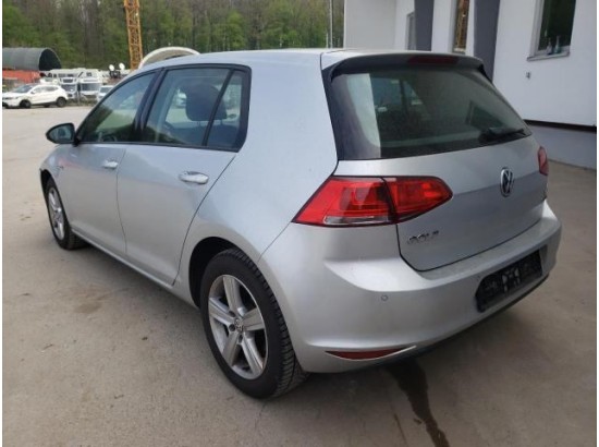 2015 Volkswagen Golf VII Lim. Comfortline BlueMotion TGI 2015 Volkswagen Golf VII Lim. Comfortline BlueMotion TGI