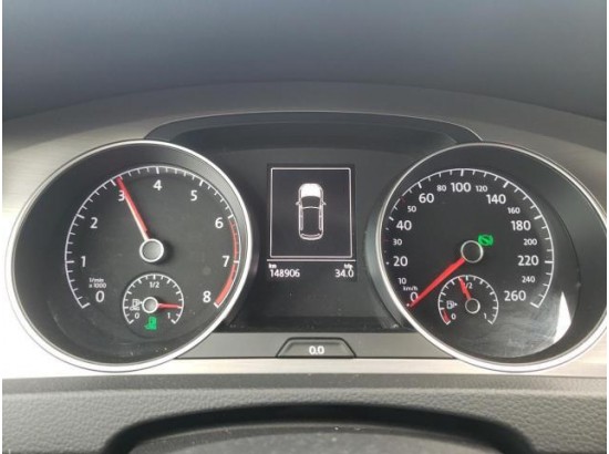 2015 Volkswagen Golf VII Lim. Comfortline BlueMotion TGI 2015 Volkswagen Golf VII Lim. Comfortline BlueMotion TGI