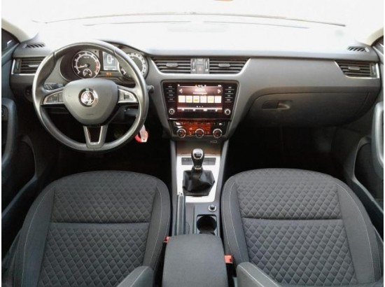 2017 Skoda Octavia Combi Drive 2017 Skoda Octavia Combi Drive