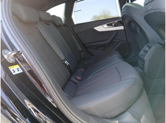 2024 Audi A4 Avant 35 TDI S line 2024 Audi A4 Avant 35 TDI S line