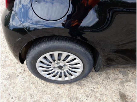2022 FIAT 500 E Action 2022 FIAT 500 E Action