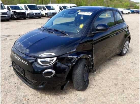 2022 FIAT 500 E Action 2022 FIAT 500 E Action