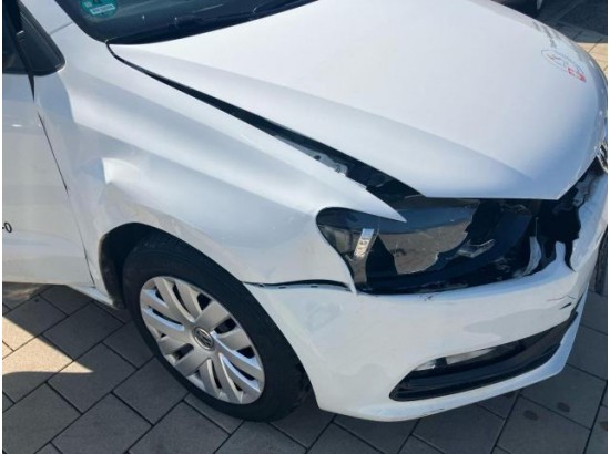 2015 Volkswagen Polo V Trendline BMT/Start-Stopp 2015 Volkswagen Polo V Trendline BMT/Start-Stopp