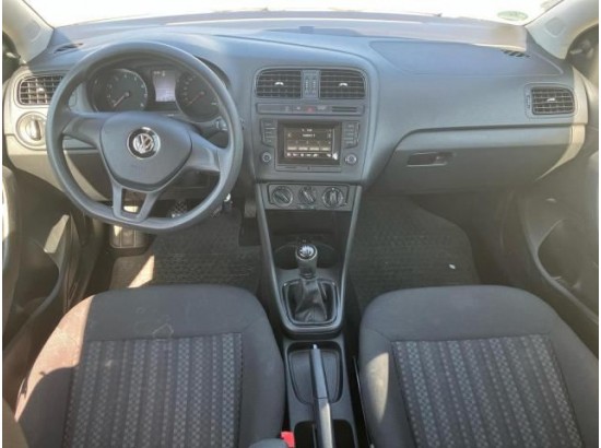 2015 Volkswagen Polo V Trendline BMT/Start-Stopp 2015 Volkswagen Polo V Trendline BMT/Start-Stopp