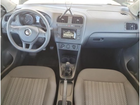 2015 Volkswagen Polo V Trendline 2015 Volkswagen Polo V Trendline