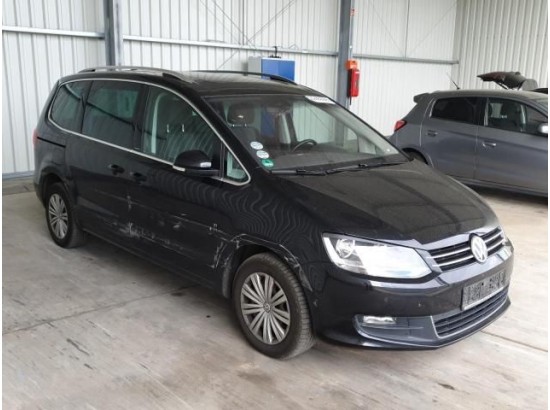 2017 Volkswagen Sharan Comfortline BMT/Start-Stopp 4Motion 2017 Volkswagen Sharan Comfortline BMT/Start-Stopp 4Motion