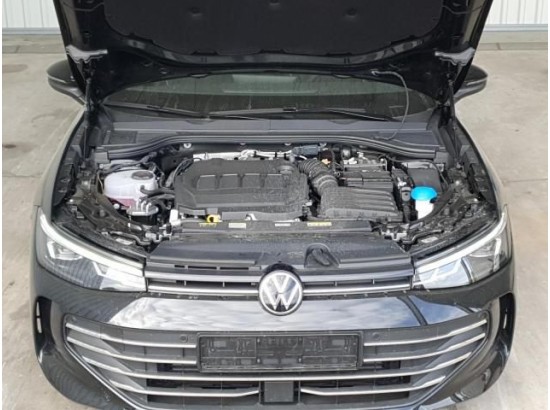 2025 Volkswagen Passat Variant 2.0 TDI 110 kW Business 2025 Volkswagen Passat Variant 2.0 TDI 110 kW Business