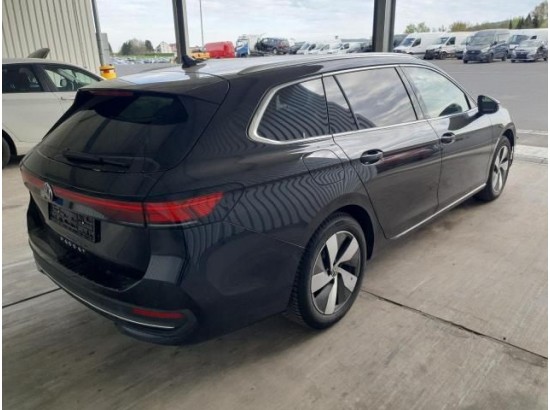 2025 Volkswagen Passat Variant 2.0 TDI 110 kW Business 2025 Volkswagen Passat Variant 2.0 TDI 110 kW Business