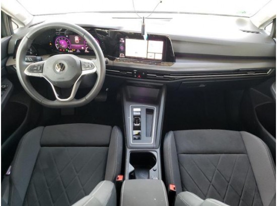 2022 Volkswagen Golf VIII Lim. Style eTSI 2022 Volkswagen Golf VIII Lim. Style eTSI
