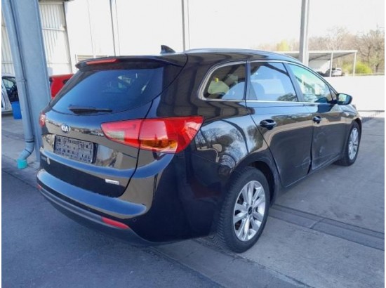 2017 Kia Ceed Sportswagon Dream Team 2017 Kia Ceed Sportswagon Dream Team