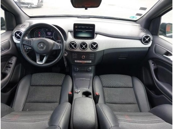 2016 Mercedes-Benz B -Klasse B 180 2016 Mercedes-Benz B -Klasse B 180