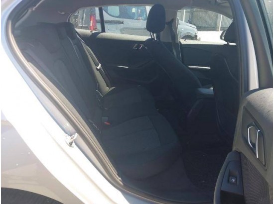 2021 BMW 1er Lim. 118 i Advantage 2021 BMW 1er Lim. 118 i Advantage
