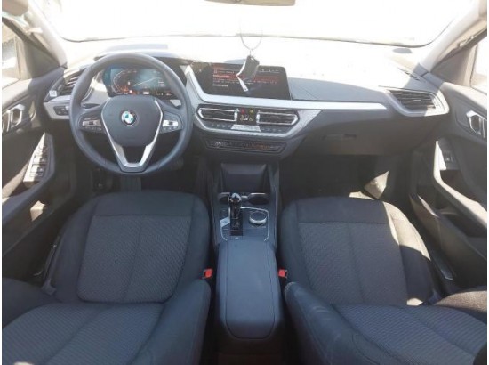 2021 BMW 1er Lim. 118 i Advantage 2021 BMW 1er Lim. 118 i Advantage