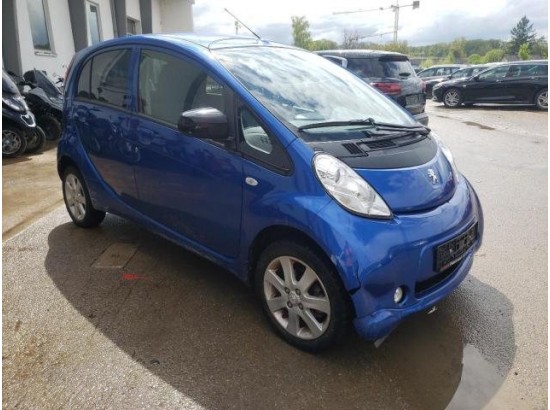 2016 Peugeot iOn 2016 Peugeot iOn