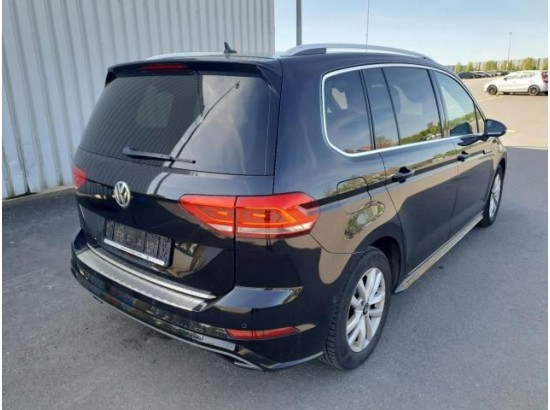 2017 Volkswagen Touran Highline BMT/Start-Stopp 2017 Volkswagen Touran Highline BMT/Start-Stopp