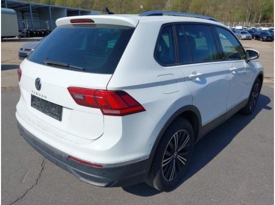 2022 Volkswagen Tiguan Active 2022 Volkswagen Tiguan Active
