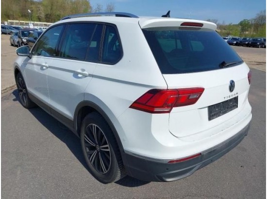 2022 Volkswagen Tiguan Active 2022 Volkswagen Tiguan Active
