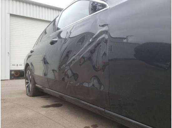 2024 Mercedes-Benz C -Klasse T-Modell C 300 T e 2024 Mercedes-Benz C -Klasse T-Modell C 300 T e