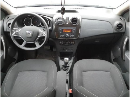 2017 Dacia Sandero II Laureate 2017 Dacia Sandero II Laureate