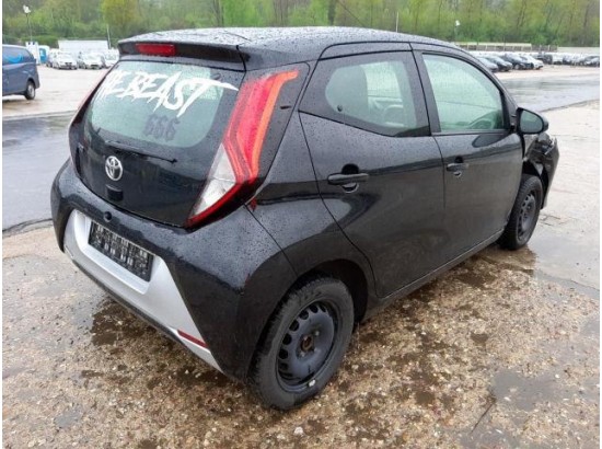 2019 Toyota AYGO x-play club 2019 Toyota AYGO x-play club