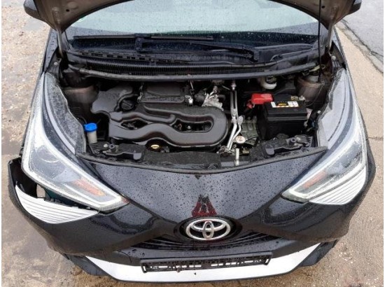 2019 Toyota AYGO x-play club 2019 Toyota AYGO x-play club