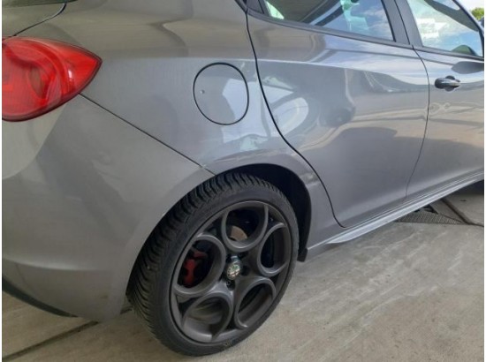 2016 Alfa Romeo Giulietta Sprint 2016 Alfa Romeo Giulietta Sprint