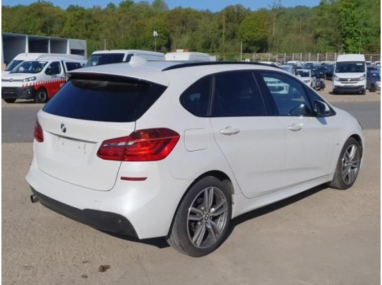 2015 BMW 2er Active Tourer 218 d M Sport 2015 BMW 2er Active Tourer 218 d M Sport