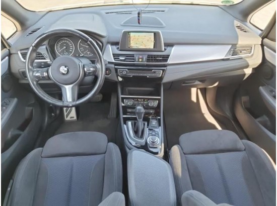 2015 BMW 2er Active Tourer 218 d M Sport 2015 BMW 2er Active Tourer 218 d M Sport
