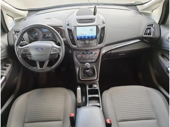 2017 Ford C-Max Titanium 2017 Ford C-Max Titanium