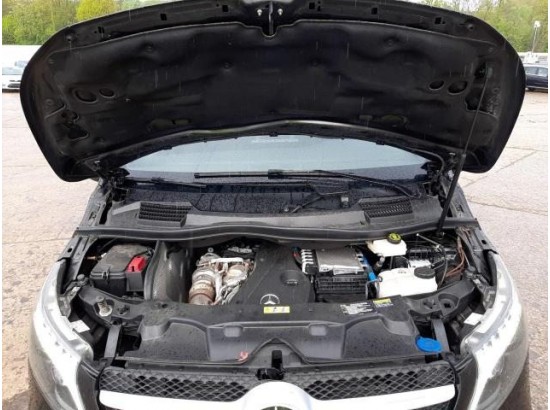 2024 Mercedes-Benz V -Klasse V 220/250/300 d extralang 2024 Mercedes-Benz V -Klasse V 220/250/300 d extralang