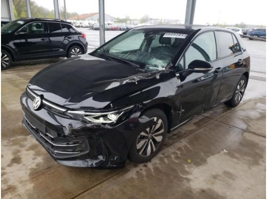 2025 Volkswagen Golf VIII Lim. 1.5 TSI 85 kW Goal 2025 Volkswagen Golf VIII Lim. 1.5 TSI 85 kW Goal