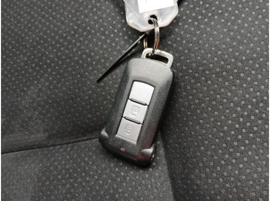 2023 Mitsubishi Eclipse Cross Plus Select Hybrid 4WD 2023 Mitsubishi Eclipse Cross Plus Select Hybrid 4WD