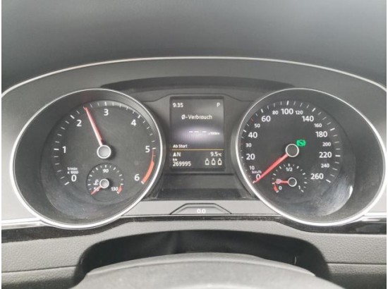 2015 Volkswagen Passat Variant Highline BMT/Start-Stopp 4Motion 2015 Volkswagen Passat Variant Highline BMT/Start-Stopp 4Motion